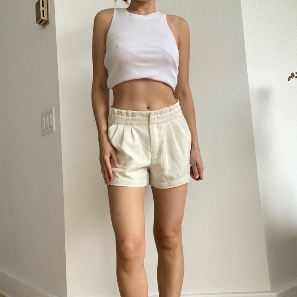 Cutest high waisted white shorts!!